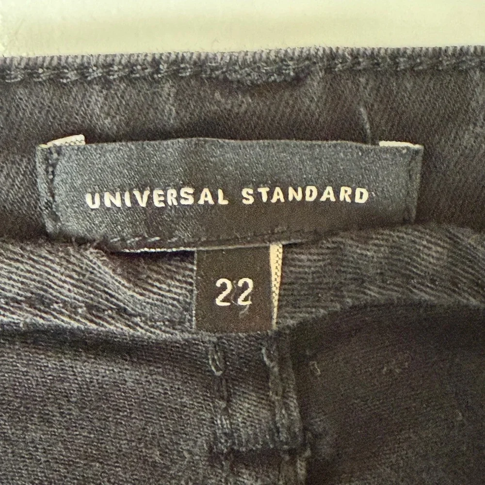 Universal Standard Jeans Womens 22 Black High Rise Straight Leg Cotton Stretch‎